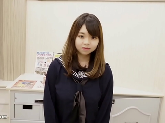 Japanese Schönheit - Fahrvergnügen mit einer geilen MILF (Translation - Japanese beauty - Enjoy the thrill of a hot MILF)