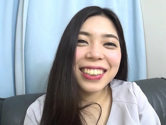 Discover the Alluring Japanese Beauty, Takako Usami in Her First Amateur Gokkun Video!